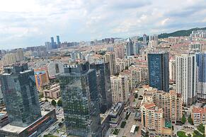 Crowne Plaza Hotel Qingdao by IHG