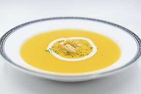 Crowne Plaza Hotel Qingdao by IHG