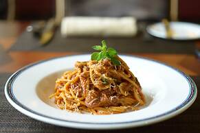 Crowne Plaza Hotel Qingdao by IHG