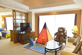 Crowne Plaza Hotel Qingdao by IHG