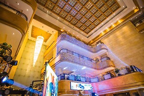 Crowne Plaza Hotel Qingdao by IHG