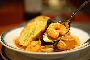 Crowne Plaza Hotel Qingdao by IHG