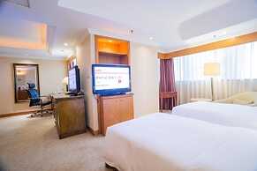 Crowne Plaza Hotel Qingdao by IHG
