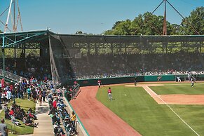 Holiday Inn Express Hotel and Suites Kinston by IHG