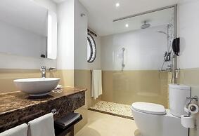 Crowne Plaza Muscat by IHG