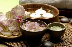 Crowne Plaza Muscat by IHG