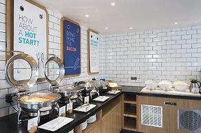 Holiday Inn Express Edinburgh - Leith Waterfront by IHG