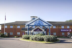 Premier Inn Luton South - M1 J9