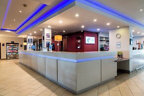 Holiday Inn Express Glasgow Airport by IHG