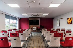 Holiday Inn Express Glasgow Airport by IHG