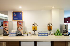 Holiday Inn Express Glasgow Airport by IHG