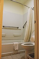 Victoria Palms Inn & Suites