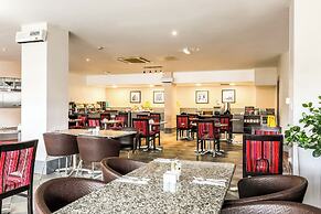 Sheffield Metropolitan Hotel by Belvilla