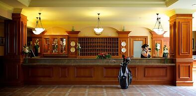 Carnoustie Golf Hotel