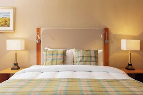 Carnoustie Golf Hotel