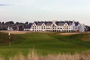 Carnoustie Golf Hotel