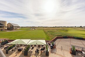 Carnoustie Golf Hotel