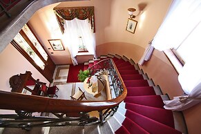 Relais & Chateaux Villa Abbazia