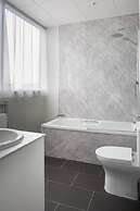 Cardiff Bute Terrace Hotel By Belvilla