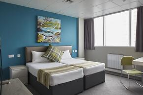 Cardiff Bute Terrace Hotel By Belvilla