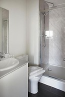 Cardiff Bute Terrace Hotel By Belvilla