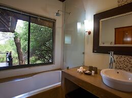 Madikwe River Lodge