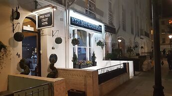 Hyde Park Court Hotel