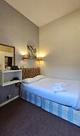 Hyde Park Court Hotel