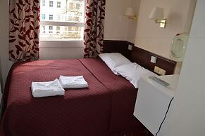 Hyde Park Court Hotel