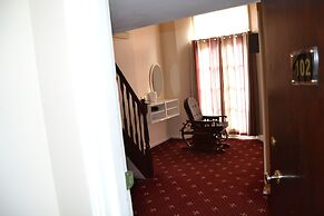 Hyde Park Court Hotel