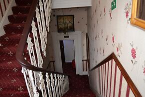 Hyde Park Court Hotel