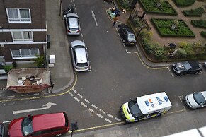 Hyde Park Court Hotel