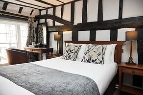 White Hart Braintree by Greene King Inns