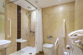 Holiday Inn Brighton Seafront by IHG