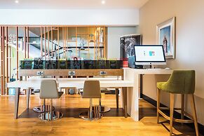 Holiday Inn Brighton Seafront by IHG