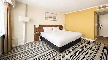 Holiday Inn Brighton Seafront by IHG