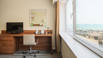 Holiday Inn Brighton Seafront by IHG