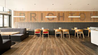 Holiday Inn Brighton Seafront by IHG