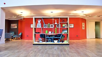 Holiday Inn Glasgow East Kilbride by IHG