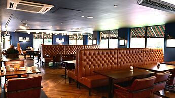 Holiday Inn Glasgow East Kilbride by IHG