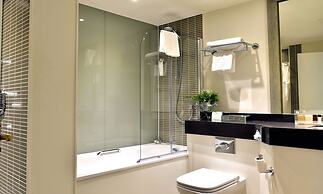 Holiday Inn Glasgow East Kilbride by IHG