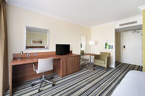 Holiday Inn Glasgow East Kilbride by IHG