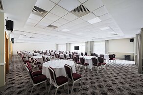 Holiday Inn Glasgow East Kilbride by IHG
