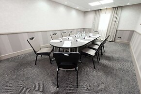 DoubleTree by Hilton Edinburgh Airport