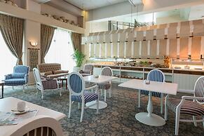 Herods Palace Hotel