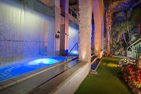 Herods Palace Hotel
