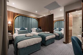 St. Mark Hotel