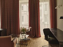Grand Hotel