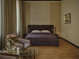 Grand Hotel