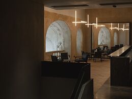 Grand Hotel